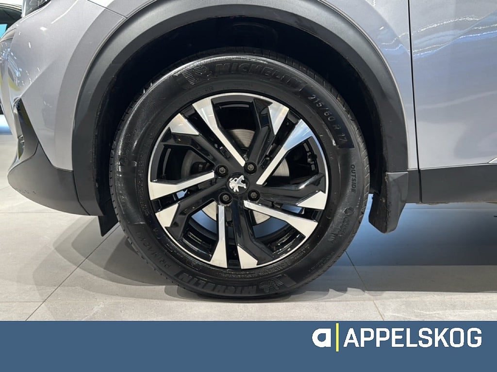 Peugeot 2008 ALLURE 1.2 PT 130hk AUT  thumbnail