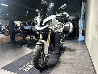 BMW S1000XR /Kamera/3 väskor/Serviceavtal/Kraschbågar