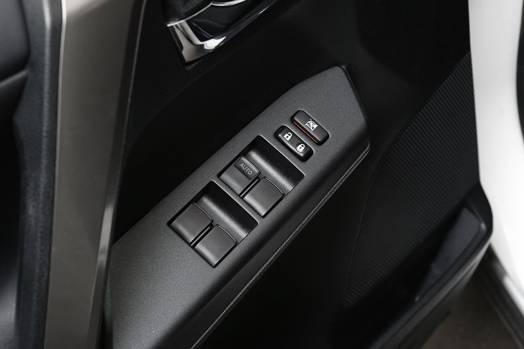 Toyota RAV4 Hybrid 2,5 197hk AWD-i E-CVT Active Aut Motorv 2018