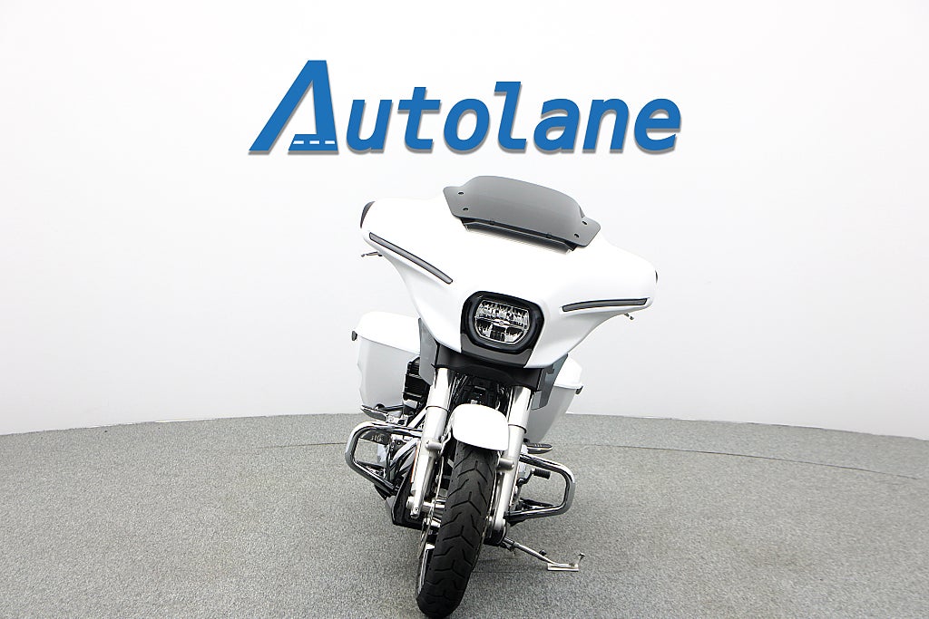 Harley-Davidson Street Glide *S&S Slip-on ABS TC Radio Farthållare