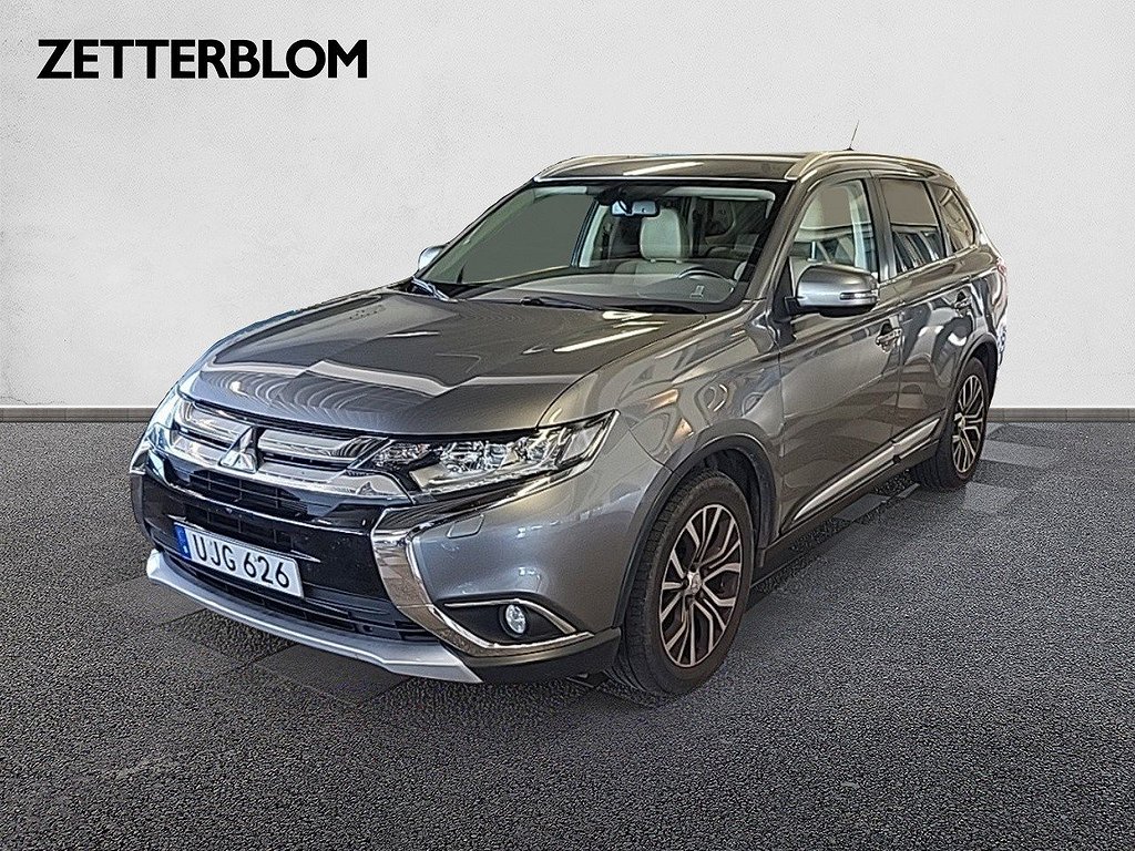 Kombi Mitsubishi Outlander 1 av 13