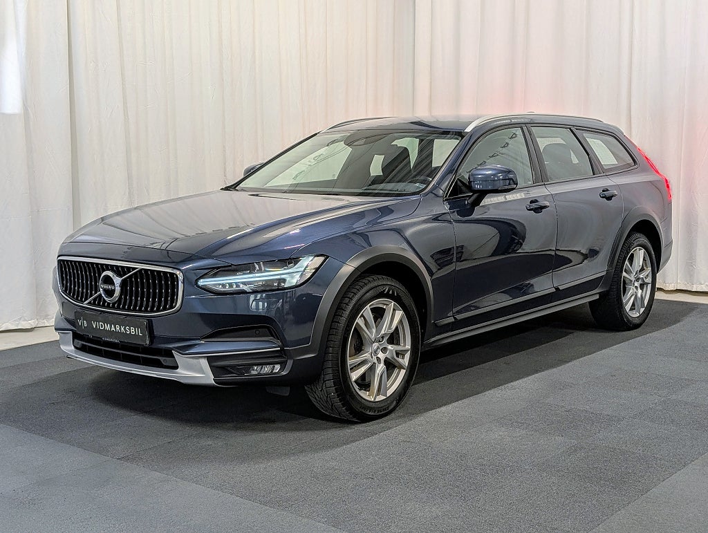 Volvo V90 Cross Country D4 AWD Geartronic|Dragkrok|Värmare|