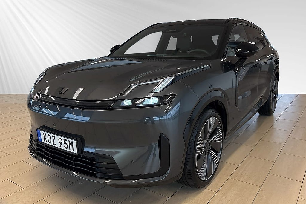 Lynk & Co 08 More PHEV