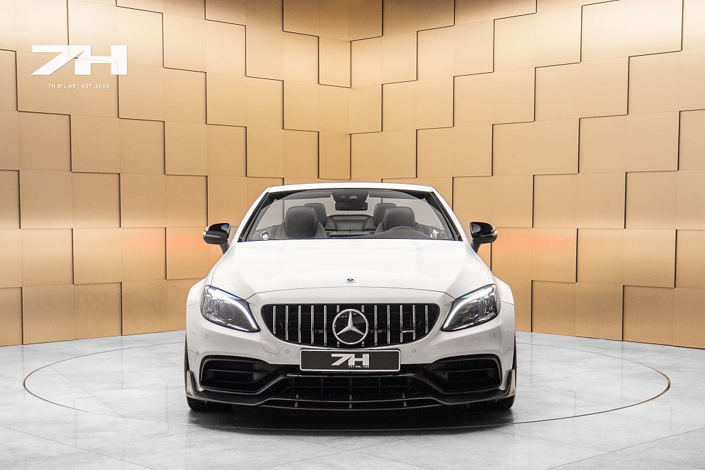 Mercedes-Benz C63 AMG Cabriolet / Burmester / Kamera