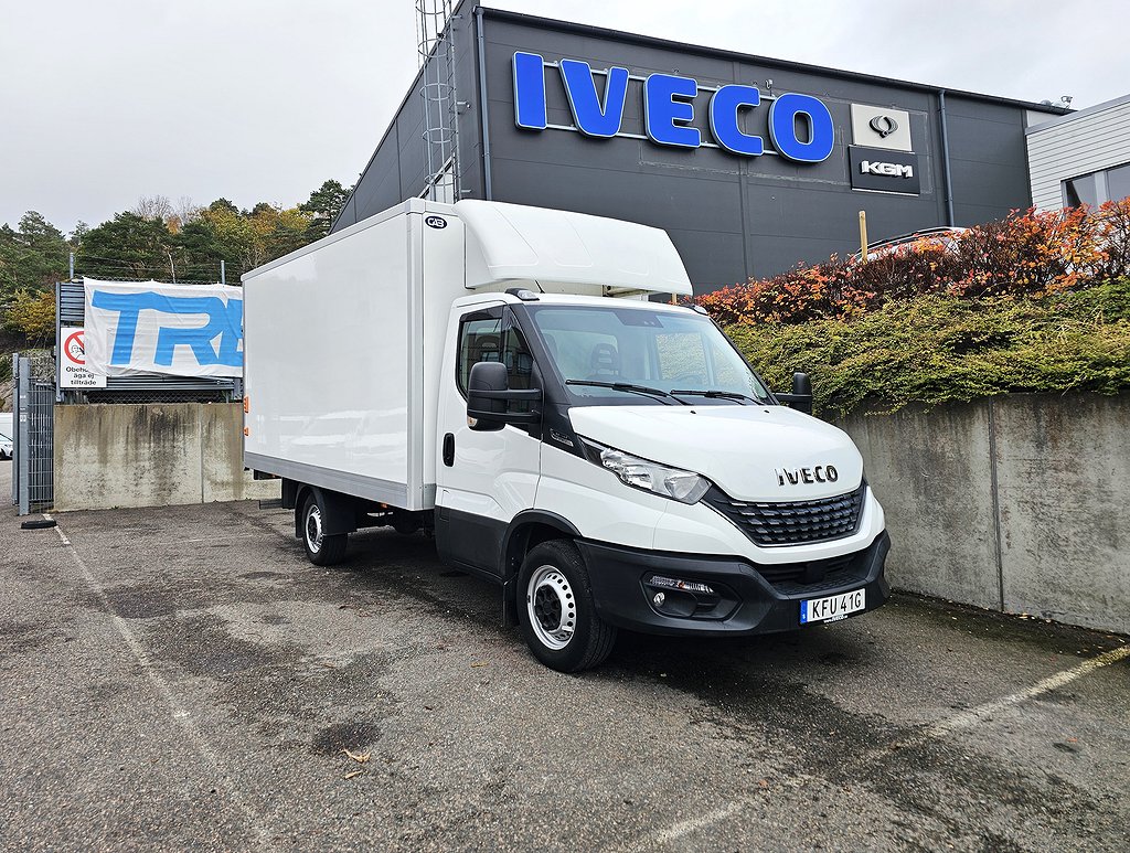 Iveco Daily Skåp Lift 2.3 JTD 140Hk Hi-Matic Värmare 17m3