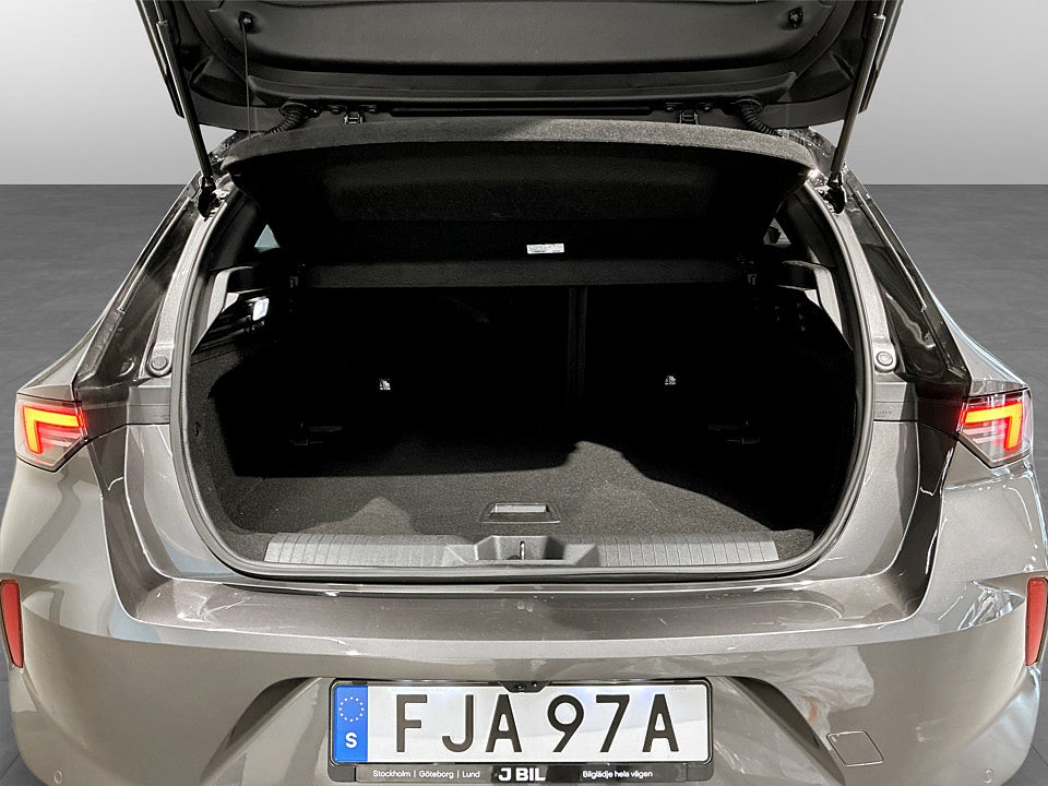 Bild på Opel Astra 5D GS 1.2 PT 130hk Aut B-KAMERA CARPLAY