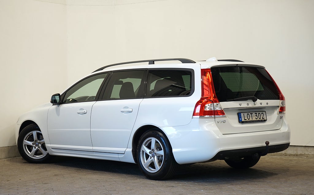 Volvo V70 D2 Geartronic Automat Värmare Dragkrok 115hk