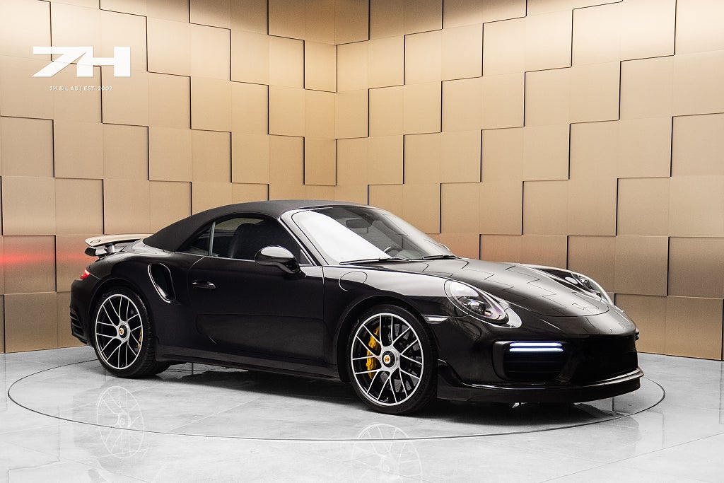 Porsche 911 Turbo S 991 Turbo S Cabriolet Aerokit / Burmester / PCCB / V