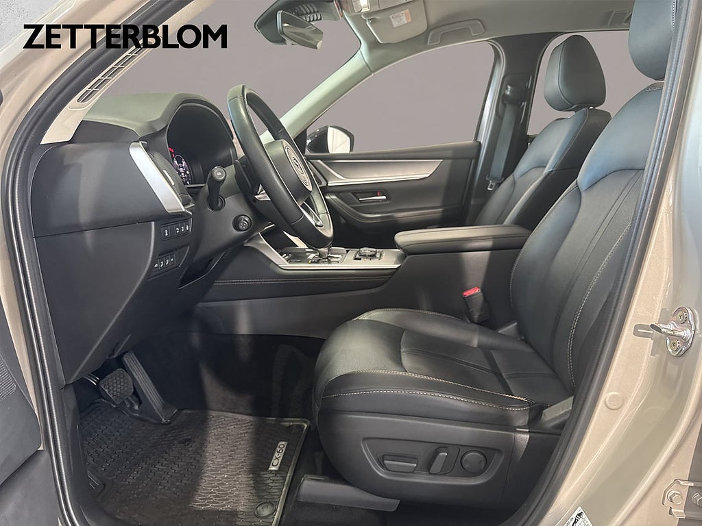 SUV Mazda CX-60 7 av 14