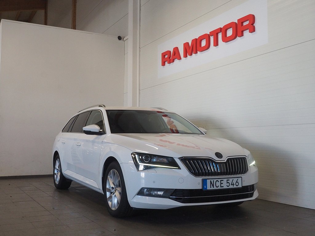 Skoda Superb Kombi 2.0 TDI Style| Drag | Kamera | ACC 2016