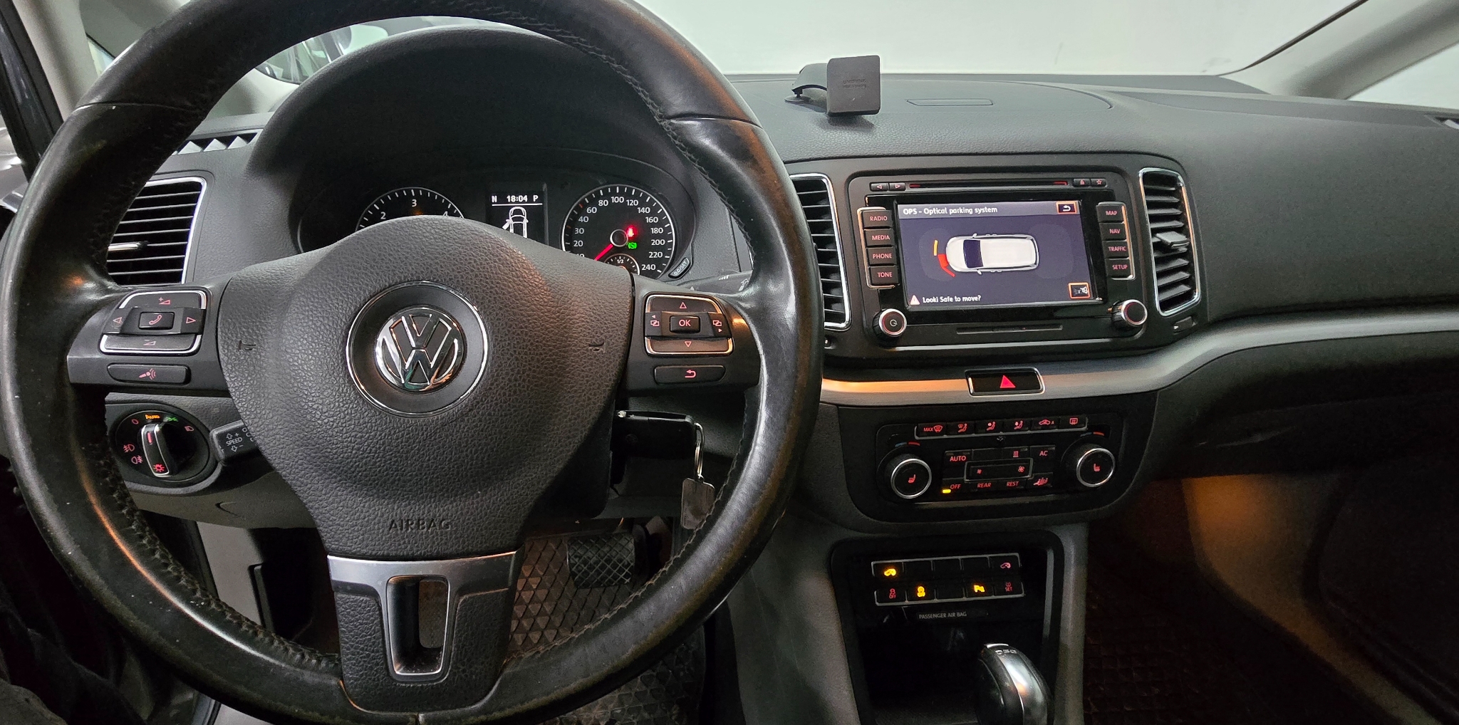 Volkswagen Sharan 2011, bild 2/34