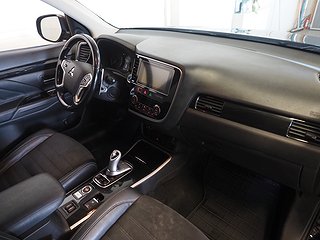SUV Mitsubishi Outlander 10 av 21