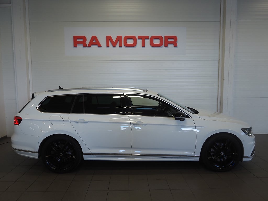 Volkswagen Passat SC TSI 280hk 4M GTR |Pano|Drag|Värmare|Navi|Cockpit| 2018
