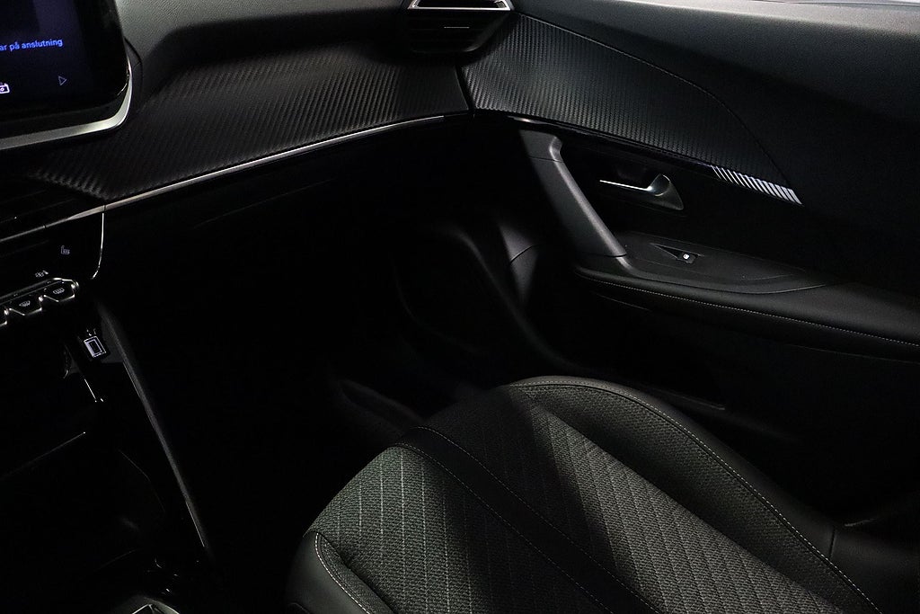 Bild på Peugeot 2008 Allure Pack 1.2 PT 130hk Aut - EN ÄGARE