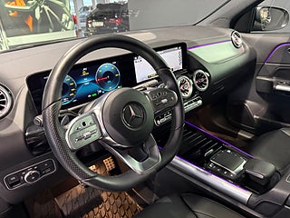 SUV Mercedes-Benz EQA 5 av 24