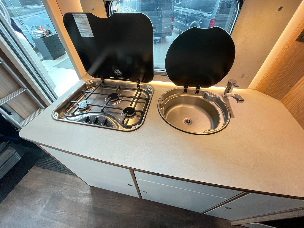 Carado A 464 / B-kort / 6 bältade / 6 Sovplatser /4995kr/mån - Carado