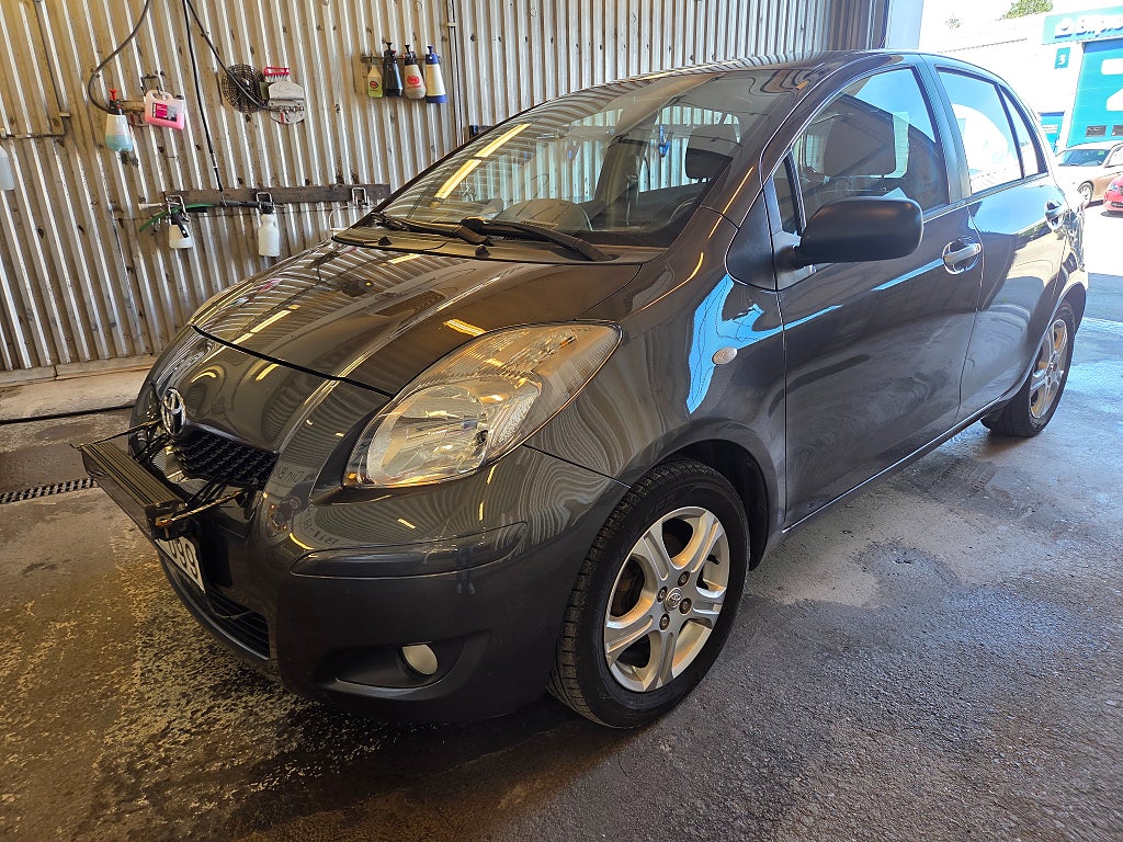 Toyota Yaris 5-dörrar 1.33 Dual 13000 Mil Euro 5