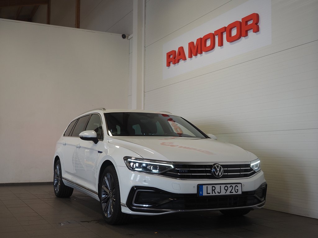 Volkswagen Passat SC GTE 218hk |Drag|Värmare|Cockpit|Matrix| 2021