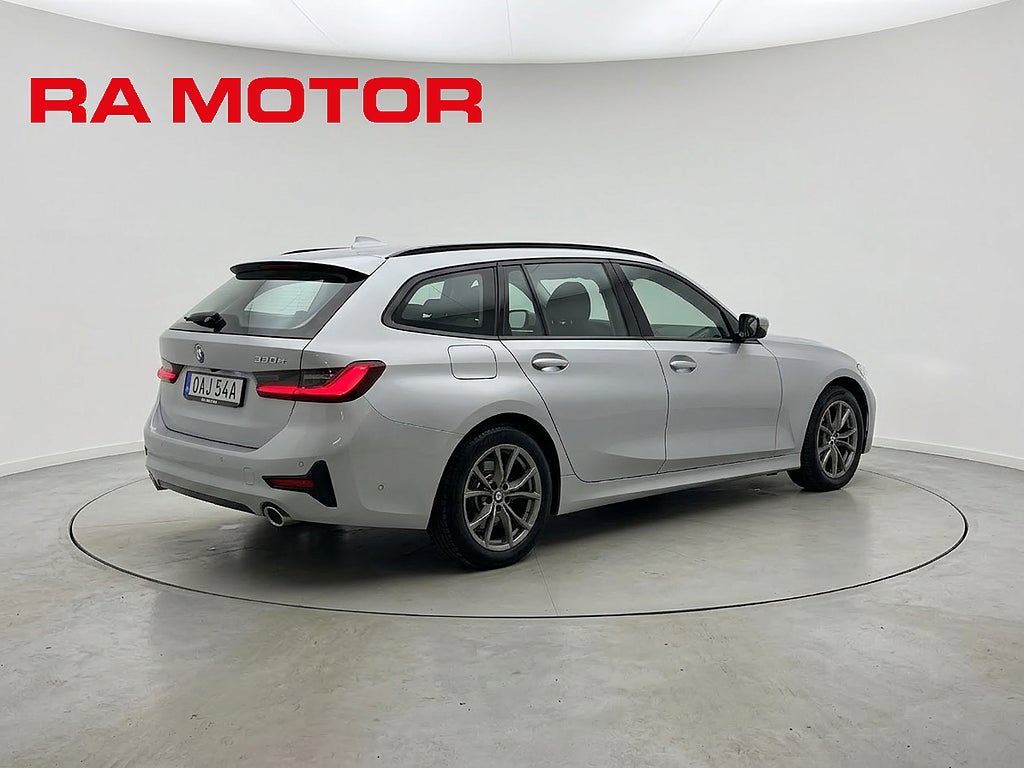 BMW 330e xDrive Touring | Sport Line | M-Ratt | P-sensorer |