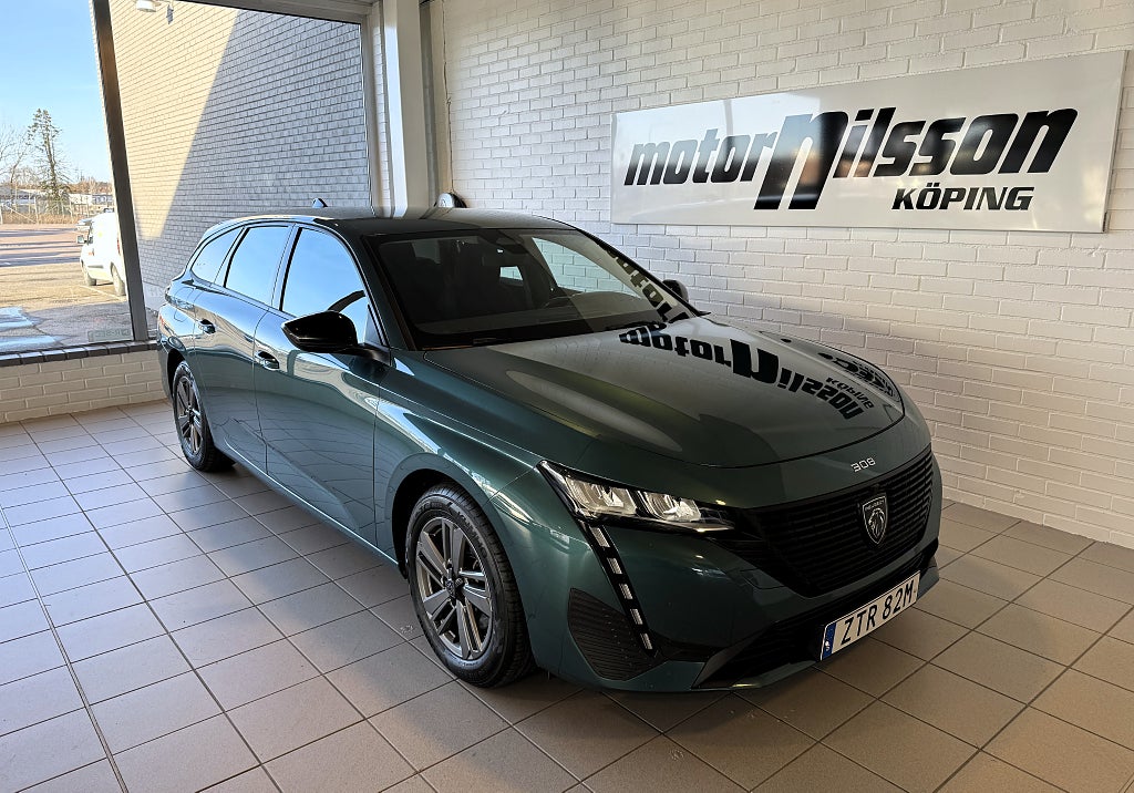 Peugeot 308 SW 1.2T 130hk Carplay V-hjul Drag Årsskatt 734:-