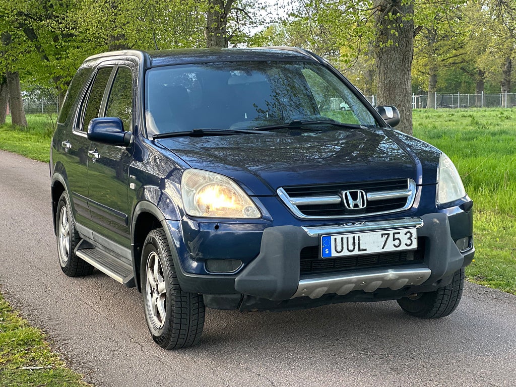 Honda CR-V 2.0 4WD Svensksåld, Ny besiktigad, Ny servad. Ny M+S 