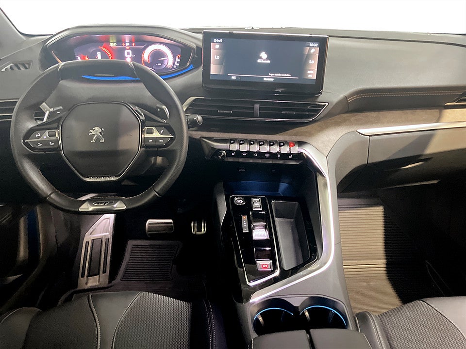 Bild på Peugeot 3008 GT 1.2 PT 130hk Aut B-KAMERA CARPLAY