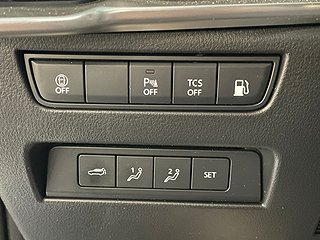 SUV Mazda CX-60 21 av 25