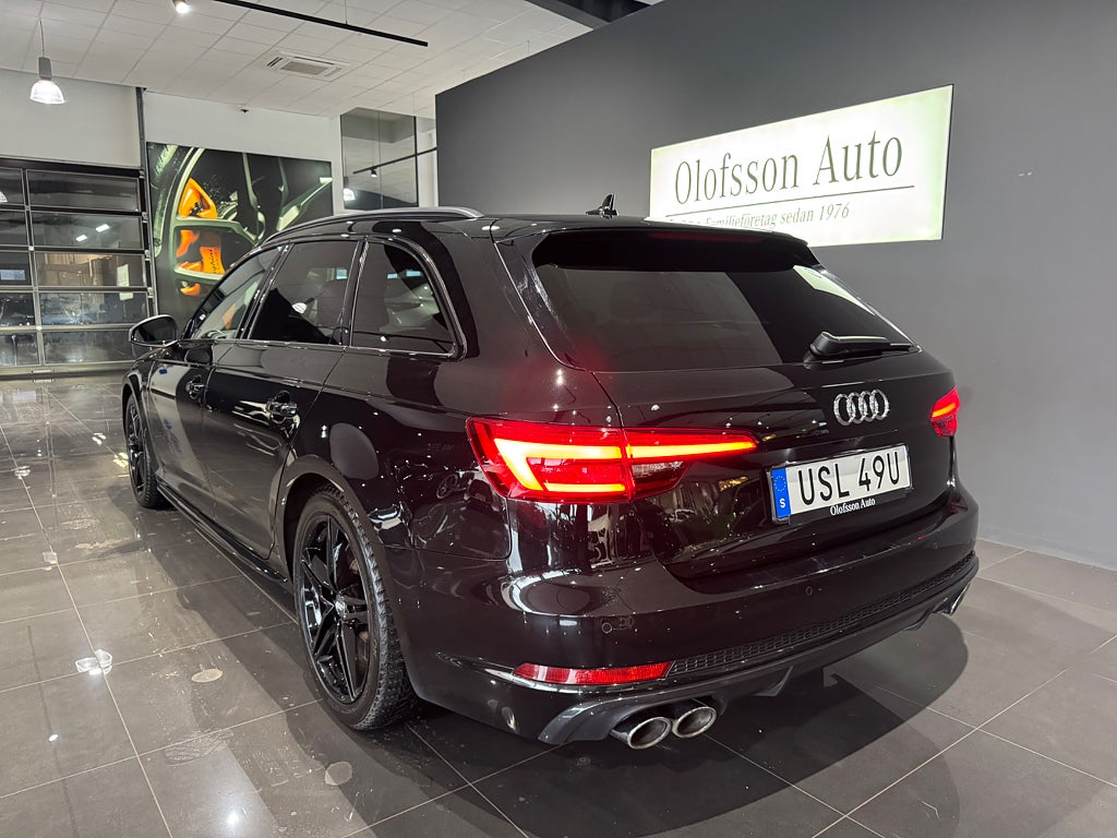 Audi S4 Avant 3.0 TFSI V6 Quattro Massage Värmare 354 hk - bild 2