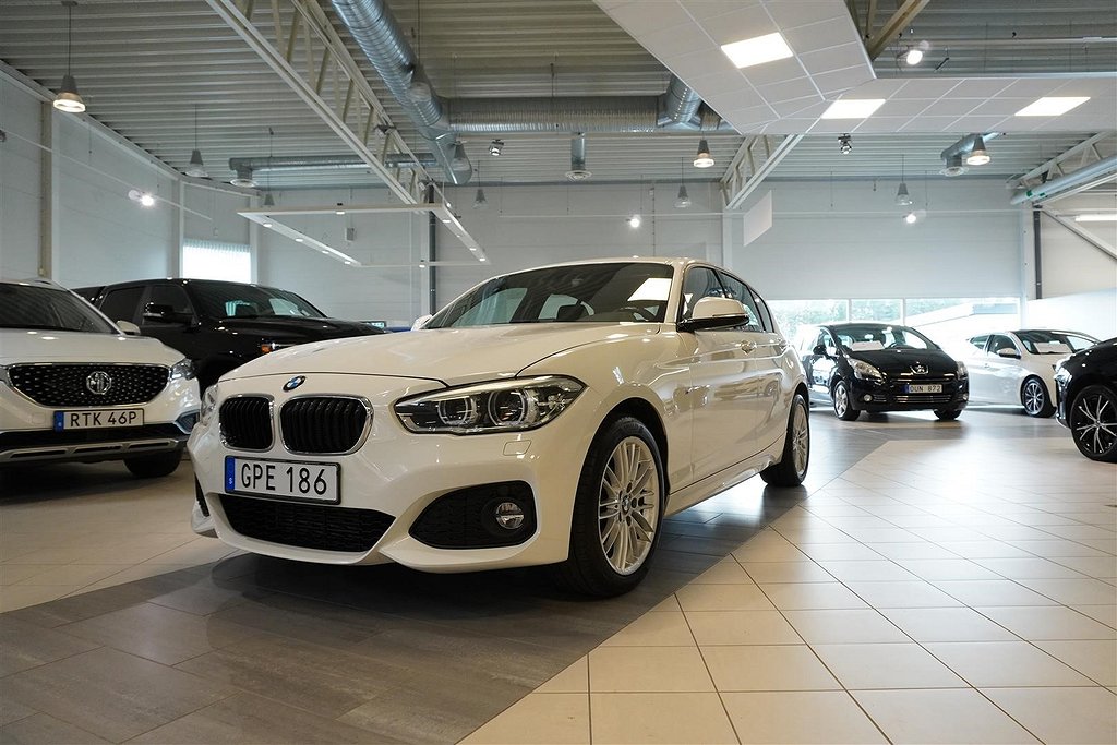 BMW 120 1-serie xDrive Aut M-Sport Läder LED PDC