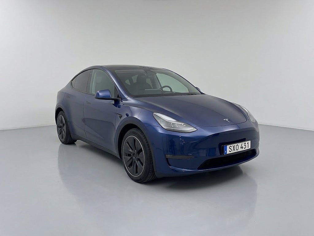 Tesla Model Y Standard Range RWD