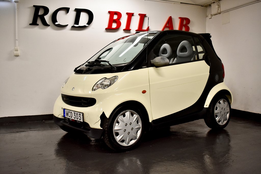 Smart fortwo CABRIO 0.7 SEMI-AUTOMAT LÅG SKATT FULLSERVAD