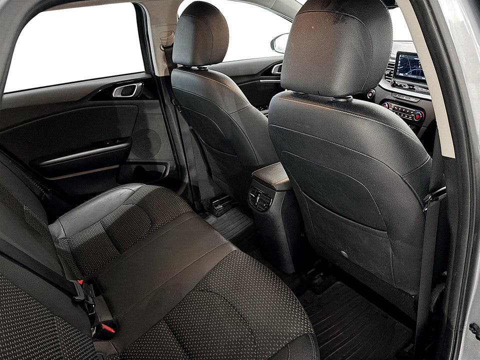 Bild på Kia Ceed SW PHEV 141hk Aut B-KAMERA RATTVÄRME CARPLAY