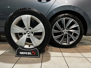 Skoda Superb Kombi AWD Business L&K Canton Drag Dvärm SoV