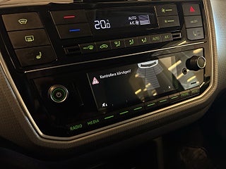 Skoda Citigo iV 36.8 kWh SoV-Däck/Värmare/Psens – bild 19