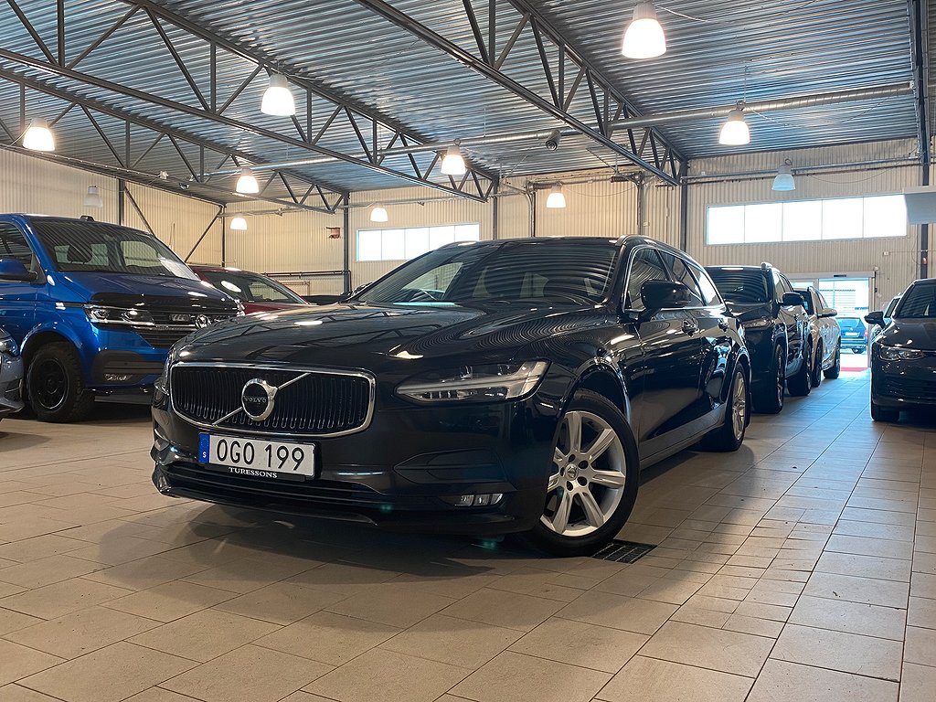 Volvo V90 D4 Geartronic Advanced Edition, Momentum