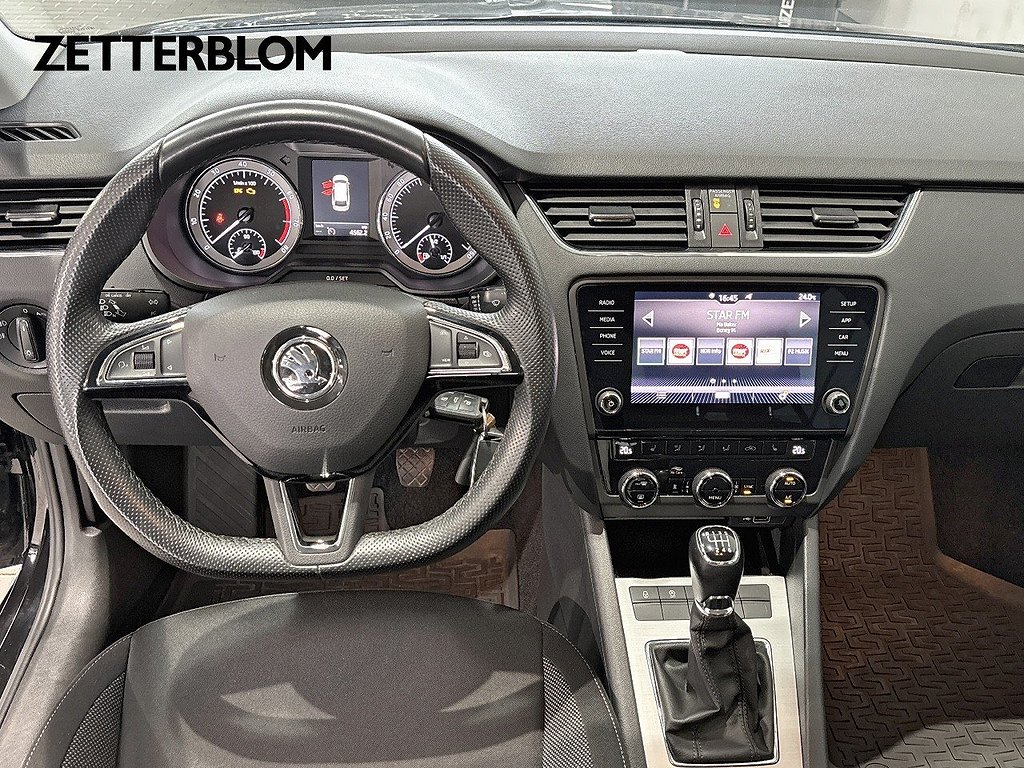 Kombi Skoda Octavia 10 av 16
