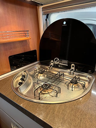 Husbil-halvintegrerad Hobby Toskana Exclusive 750 ELC 8 av 24