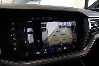SUV Volkswagen Touareg 30 av 30