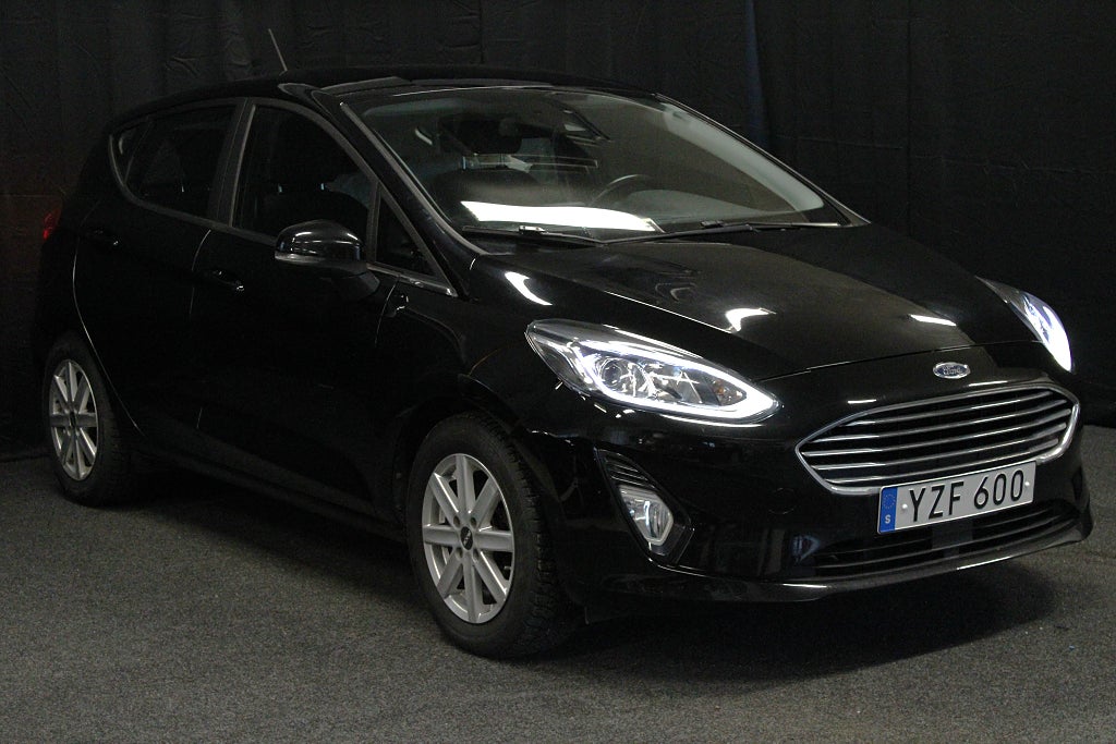 Ford Fiesta 1.0 EcoBoost Titanium |CarPlay|P-sensor|S&V-hjul