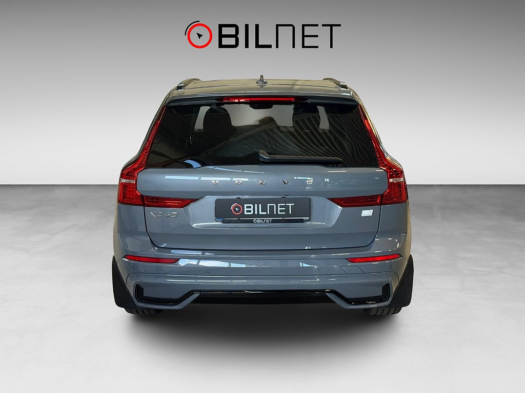 Volvo XC60 Recharge T6 AWD Aut Dark Edition Pano H/K Drag 19"