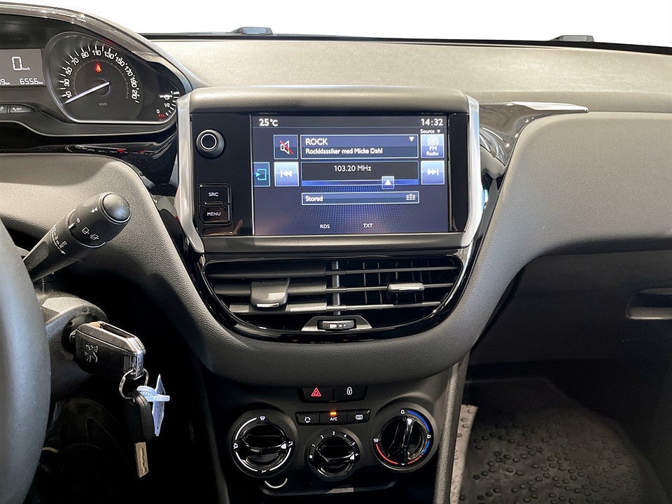 Bild på Peugeot 208 Active Style 1.2 PT 82hk FARTHÅLLARE
