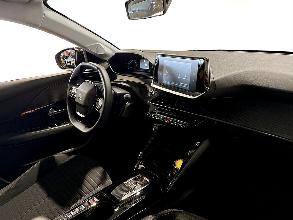 Bild på Peugeot E-208 Active 50kWh 136hk Aut CARPLAY P-SENSORER