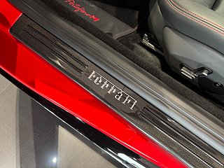 Cab Ferrari Portofino 20 av 21