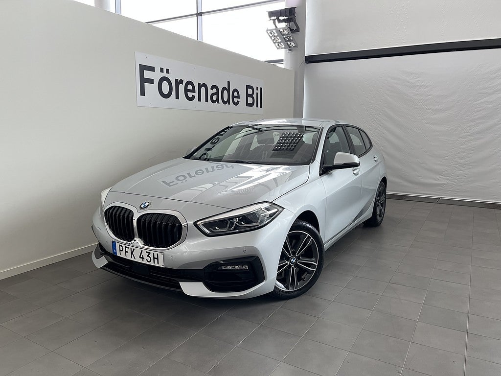 BMW 118 i Sport Line Manuell Nav PDC 