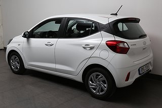 Halvkombi Hyundai i10 4 av 16