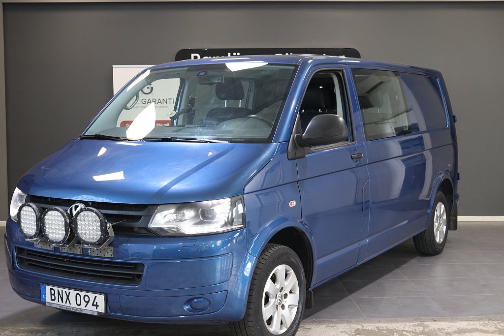 Volkswagen Transporter Kombi 5-SitsT30 2.0 TDI BMT4Motion/Dieselvärmare