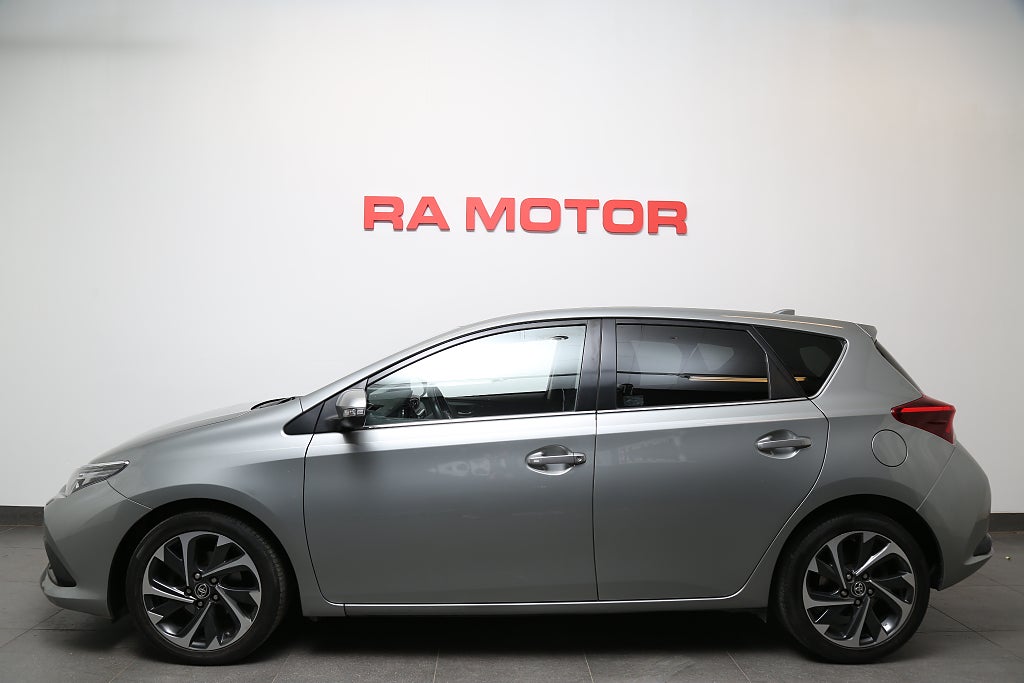 Toyota Auris 1,2 Turbo Active Plus 5d Kamera Comfortpaket 2015