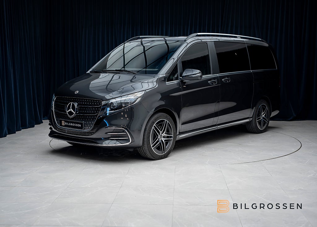 Mercedes-Benz V 300d 4MATIC 3.2 Lång AMG Line 7-Sits Burmester 360 MOMS