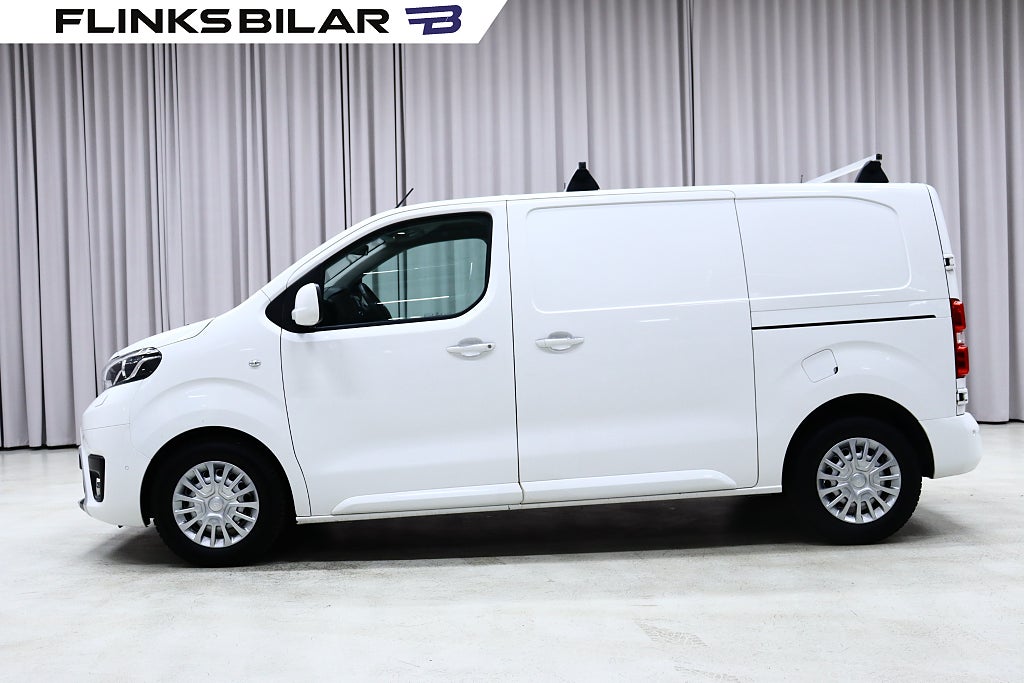 Toyota ProAce 122HK Inredd|Dubbeldörr|LED|Nedlackad|SeUtr!