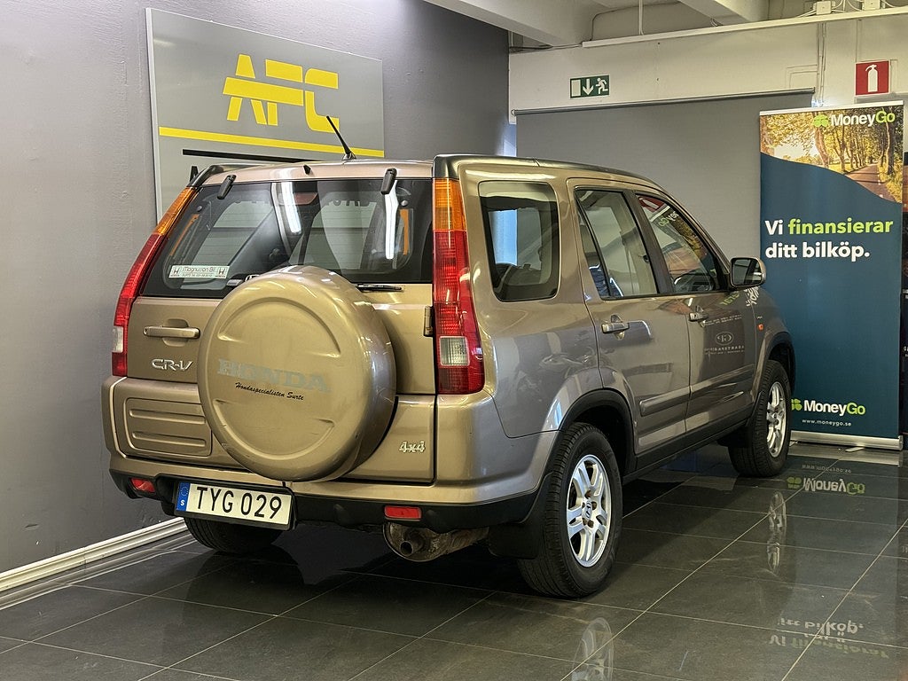 Honda CR-V 2.0 4WD | Nybesiktad | S+V | Nyservad | Bluetooth